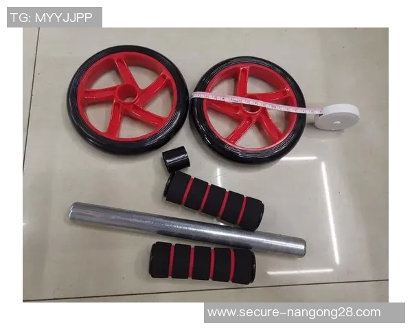 选择适合的健身器材有效锻炼腹肌的最佳指南与推荐 选择适合的健身器材有效锻炼腹肌的最佳指南与推荐
